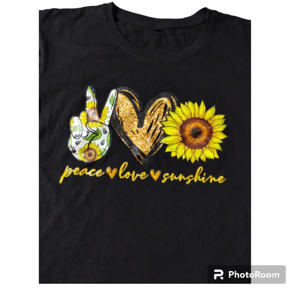 Lovaru Peace, Love, & Sunshine Women's Graphic Short Sleeve Tee